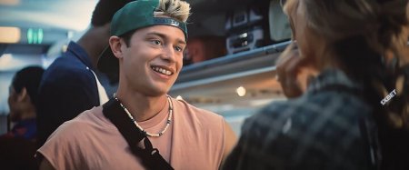 ������ (2025)